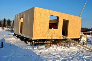 Haus nach Projekt „Sefir“, Dorf Kadnikovo: Wandmontage