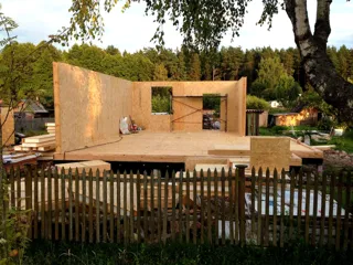 Haus nach individuellem Entwurf, Siedlung Borisoglebskiy: Wandmontage