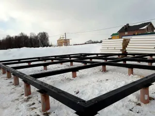Haus nach individuellem Projekt, Dorf Popovskaya: Fundament und Grundrahmen