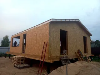 Haus 100 m², Projekt „Barnhouse 76.1“, Gebiet Moskau: Wandmontage