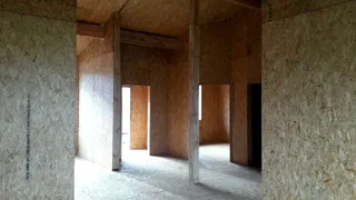 “Vuokatti” projeli ev, Ermolovo köyü: iç bölme duvarları