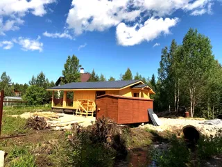 Haus nach individuellem Entwurf, Gartengemeinschaft SNT „Rodnitschkowoe“: fertiges Gebäude