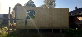 House based on the “Patio” design, Mikhaylovskoe village: wall assembly