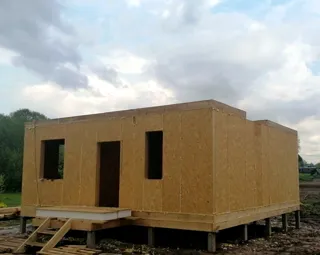 Haus 112,5 m², Projekt „Kostroma“, Dorf Nastasino: Wandmontage