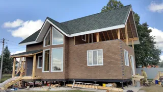 Haus nach Projekt „Sarja“, Kazan: Fassadenverkleidung