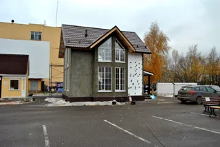 Haus nach Projekt „Musterhaus“, Yaroslavl: Fassadenverkleidung