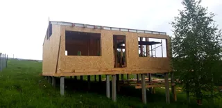 Haus 84 m², individuelles Projekt, Siedlung „Pojma Rusy“: Wandmontage