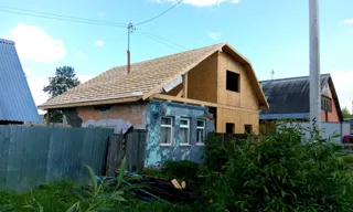 Anbau nach individuellem Entwurf, Gebiet Kostroma: Dach