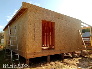 Haus 102 m², Projekt „Mistika - E2.8“, Gebiet Moskau: Wandmontage
