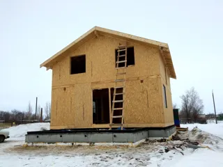 Haus nach Projekt „Jessentuki 7.5x7.5“, Dorf Lopatino: Fertiges Haus