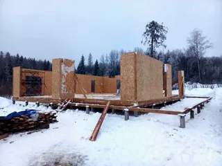 Haus 211 m² nach individuellem Projekt, Dorf Kulikovo: Wandmontage