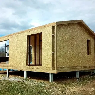 Haus nach individuellem Entwurf, Gebiet Iwanowo: Wandmontage
