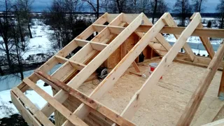 Haus nach individuellem Entwurf, Dorf Yakovlevskoe: Dach
