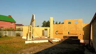 Haus nach individuellem Entwurf, Region Belgorod: Wandmontage