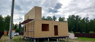 133 m² ev, “Dilijans 8x9” projesi, “Ivantsevo 3” sitesi: duvar montajı