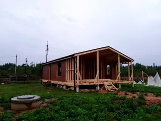“Barnhouse 76.1” projesine göre 100 m² ev, Rodniki: cephe kaplaması