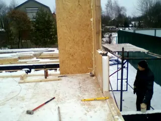 House based on the “Dilizhans 8x8” design, Moscow Region: wall assembly