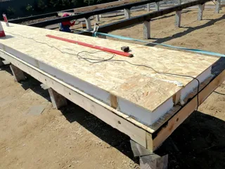 Haus nach Projekt „Mistika - E2.8“, Dorf Novoe: SIP-Boden auf Höhe 0