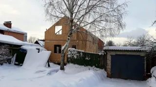 Custom-design house, Ivanovo: wall assembly