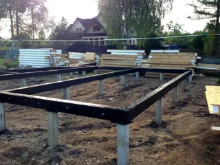 Haus nach individuellem Projekt, Siedlung Borisoglebskiy: Fundament und Grundrahmen