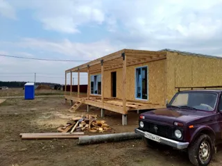 Haus nach Projekt „Mistika - K2.5“, Dorf Zdekhovo: Wandmontage