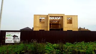 Custom-design house, Zhukovo village: second floor and attic floor