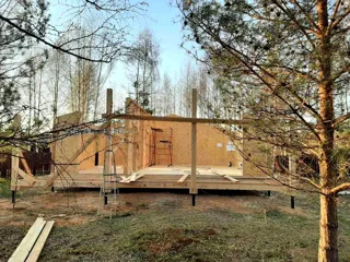 Özel projeye göre 94,5 m² ev, Yaroslavl bölgesi: duvar montajı