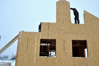 Haus nach Projekt „Sefir“, Dorf Kadnikovo: Wandmontage