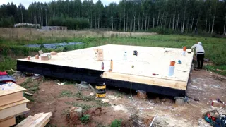 Haus nach Projekt „Ermak“, Siedlung Kuzmishchi: SIP-Boden auf Höhe 0