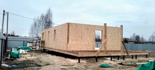 Haus nach individuellem Entwurf, Gebiet Iwanowo: Wandmontage