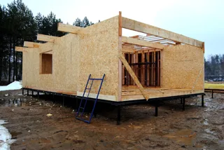 Haus nach Projekt „Palermo“, Region Jaroslawl: Wandmontage