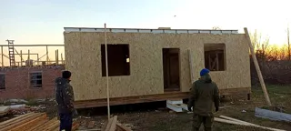 Özel projeli ev, Ukhta: duvar montajı