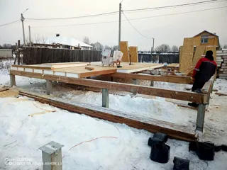 Haus 147,5 m² nach Projekt „Jessentuki 8x8“, Siedlung Pervyy: SIP-Boden auf Höhe 0