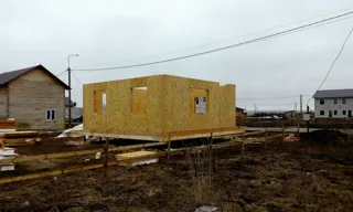 Haus nach Projekt „Gamma“, Kostroma: Wandmontage