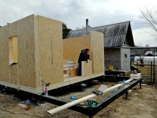 Custom-design house, Nikulskoe village: wall assembly