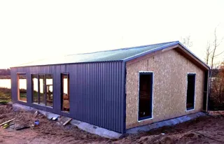 Haus nach Projekt „Barnhouse 76.1“, Dorf Zolotoruche: Fertiges Haus