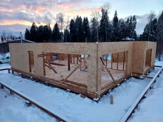 Haus 211 m² nach individuellem Projekt, Dorf Kulikovo: Wandmontage
