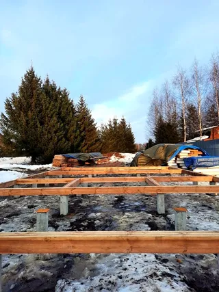 Haus 65,4 m² nach individuellem Projekt, Dorf Striznevo: Fundament und Grundrahmen