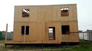 Custom-design house, Zhukovo village: wall assembly