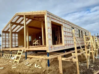 Özel projeye göre 126,4 m² ev, Ukhta: duvar montajı