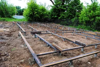 Haus nach Projekt „Pegas-2“, Gebiet Moskau: Fundament und Grundrahmen