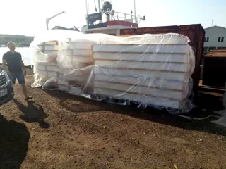 House built to a custom design, Arkhangelsk Region: house kit delivery