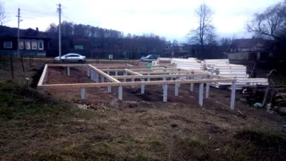 Haus 152 m² nach Projekt „Prag“, Dorf Lysnovo: Fundament und Grundrahmen
