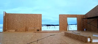 130 m² house built to a custom design, Ovchukhi village: wall assembly