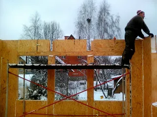 Haus nach Projekt „Usadba“, Lobnya: Wandmontage