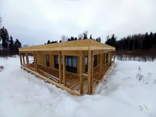 Haus 211 m², individuelles Projekt, Dorf Kulikovo: Terrasse und Eingangstreppe