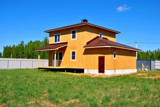 Haus nach Projekt „Slawjanka mini + Garage“, Siedlung Tunoshna: Fertiges Haus