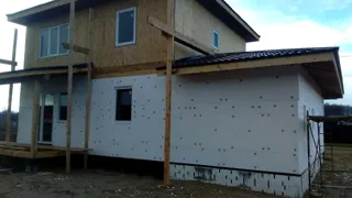 Garage nach Projekt „Slawjanka mini + Garage“, Dorf Nazarovo: Fassadenverkleidung