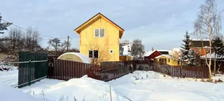 Datscha nach Projekt „Kleines Ferienhaus“, Region Leningrad: fertiges Gebäude