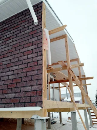 “Barnhouse 76.1” projeli ev, Kostroma bölgesi: cephe kaplaması